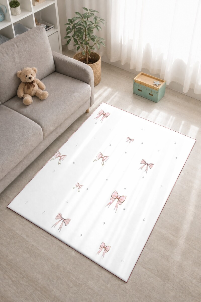 Fiyonklu Kız Çocuk Odası Halısı – Beyaz Pembe Zarif Minimalist