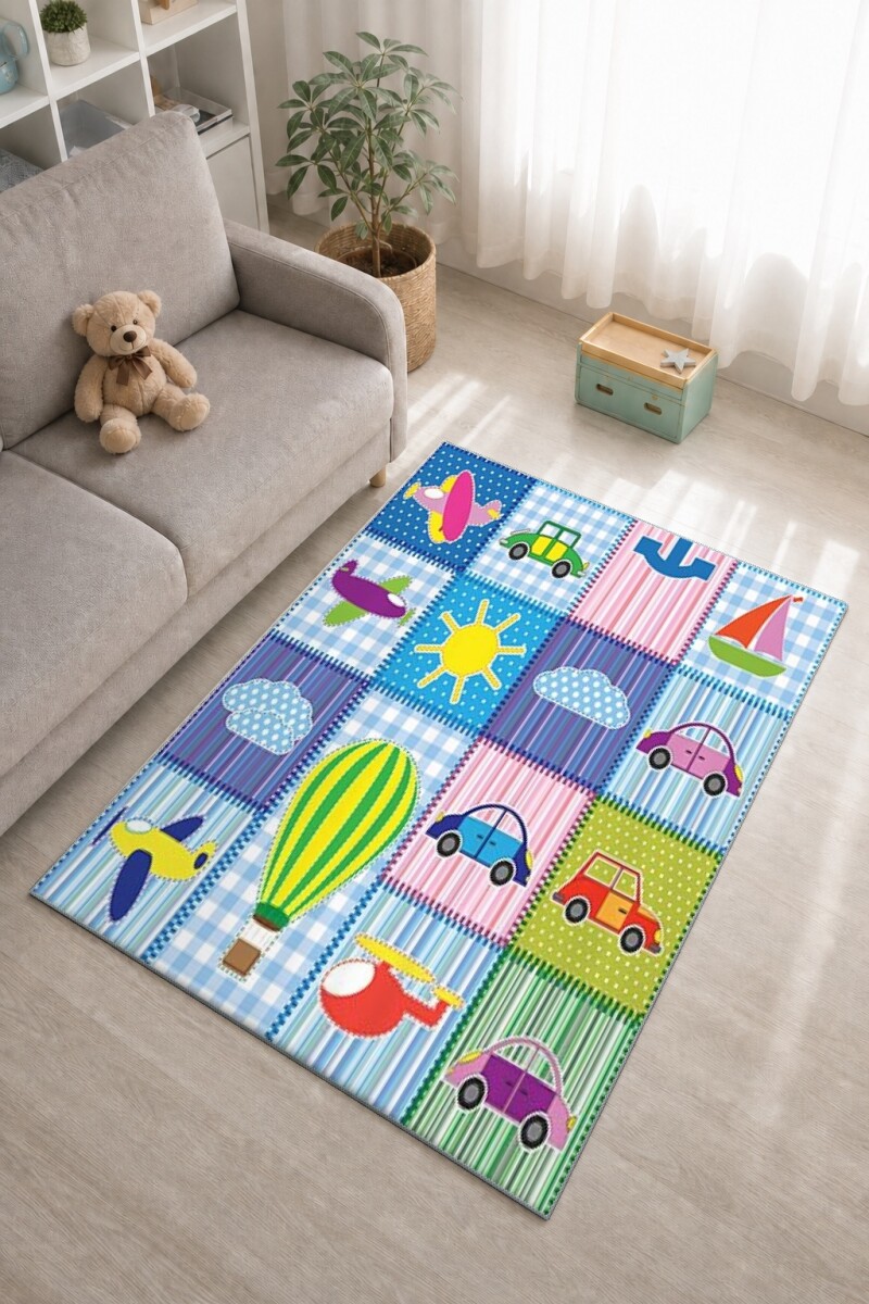 Hava ve Kara Taşıtlı Patchwork Çocuk Odası Halısı