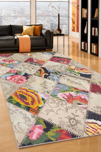 Krem Zemin Renkli Çiçek Kilim Patchwork Halı