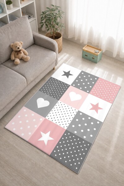 Çocuk Odası Halısı Patchwork Yıldız Kalp Desenli Pembe Gri – Patchwork Temalı Antibakteriyel Oyun Halısı