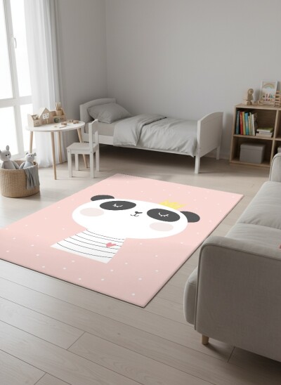 Çocuk Odası Halısı Sevimli Panda Desenli Pembe – Taç Giyen Panda Karakterli Dekoratif Antibakteriyel Oyun Halısı