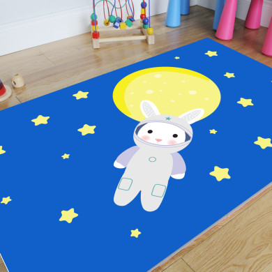 Uzaylı Tavşan Astronot Kız Çocuk Odası Halısı – Mavi Sarı Uzay Kawaii